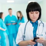 В Алтайском крае вводятся региональные доплаты медицинским работникам по аналогии с федеральными мерами поддержки