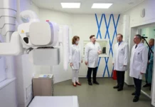 Виктор Томенко: в покупку современного медицинского оборудования вложили 4 млрд рублей