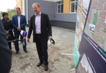 Виктор Томенко: «Дети – наше будущее, мы заинтересованы, чтобы они учились в достойных условиях»