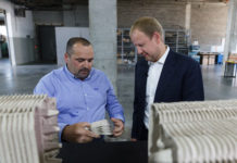 Губернатор Томенко посетил предприятие-лидер, которое захватывает российские и зарубежные рынки