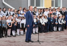 В нашем крае около 1000 школ. Везде сегодня праздничные мероприятия в честь 1 сентября!