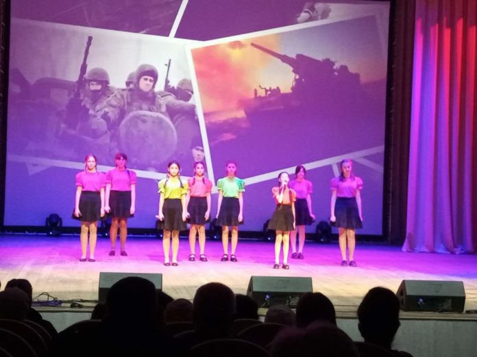 образцовый вокальный ансамбль Фантазёры ЦДК