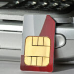 Для иностранцев действуют новые правила покупки сим-карт