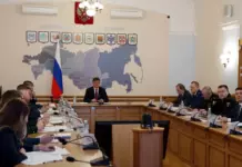 Губернатор Алтайского края Виктор Томенко принял участие в видеоселекторе по подготовке к прохождению весеннего половодья и пожароопасного сезона