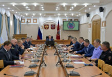 Губернатор Виктор Томенко провел плановое заседание антитеррористической комиссии в Алтайском крае