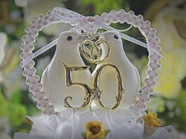 Более 250 миллионов рублей направили супругам, отметившим золотую свадьбу, в Алтайском крае