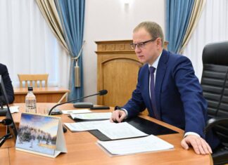 Губернатор Алтайского края Виктор Томенко проинформировал Министра экономического развития России Максима Решетникова об исполнении в 2025 году индивидуальной программы социально-экономического развития региона